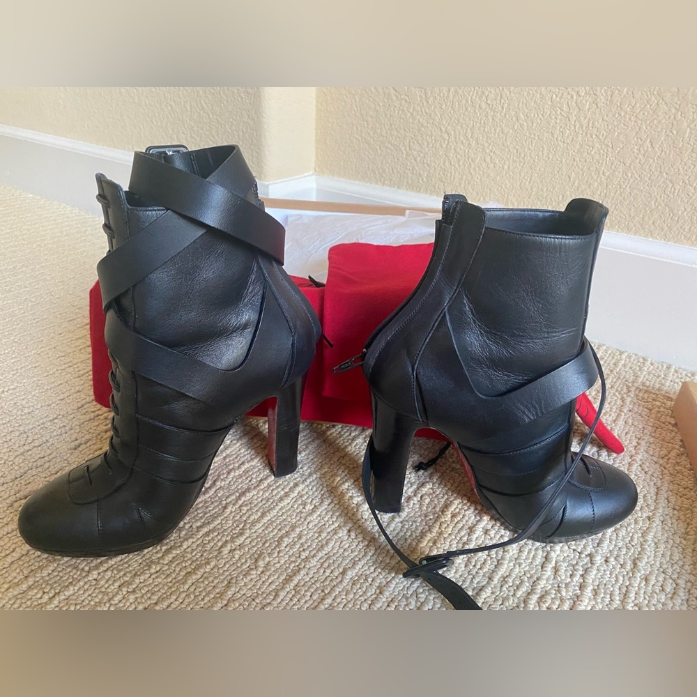 Authentic Christian Louboutin Lamu 120 ankle boots